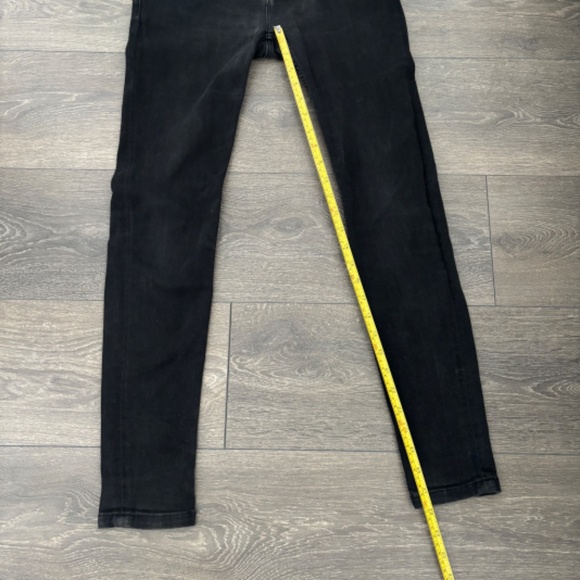 Burberry Brit Westbourne Skinny Jeans - Picture 10 of 13